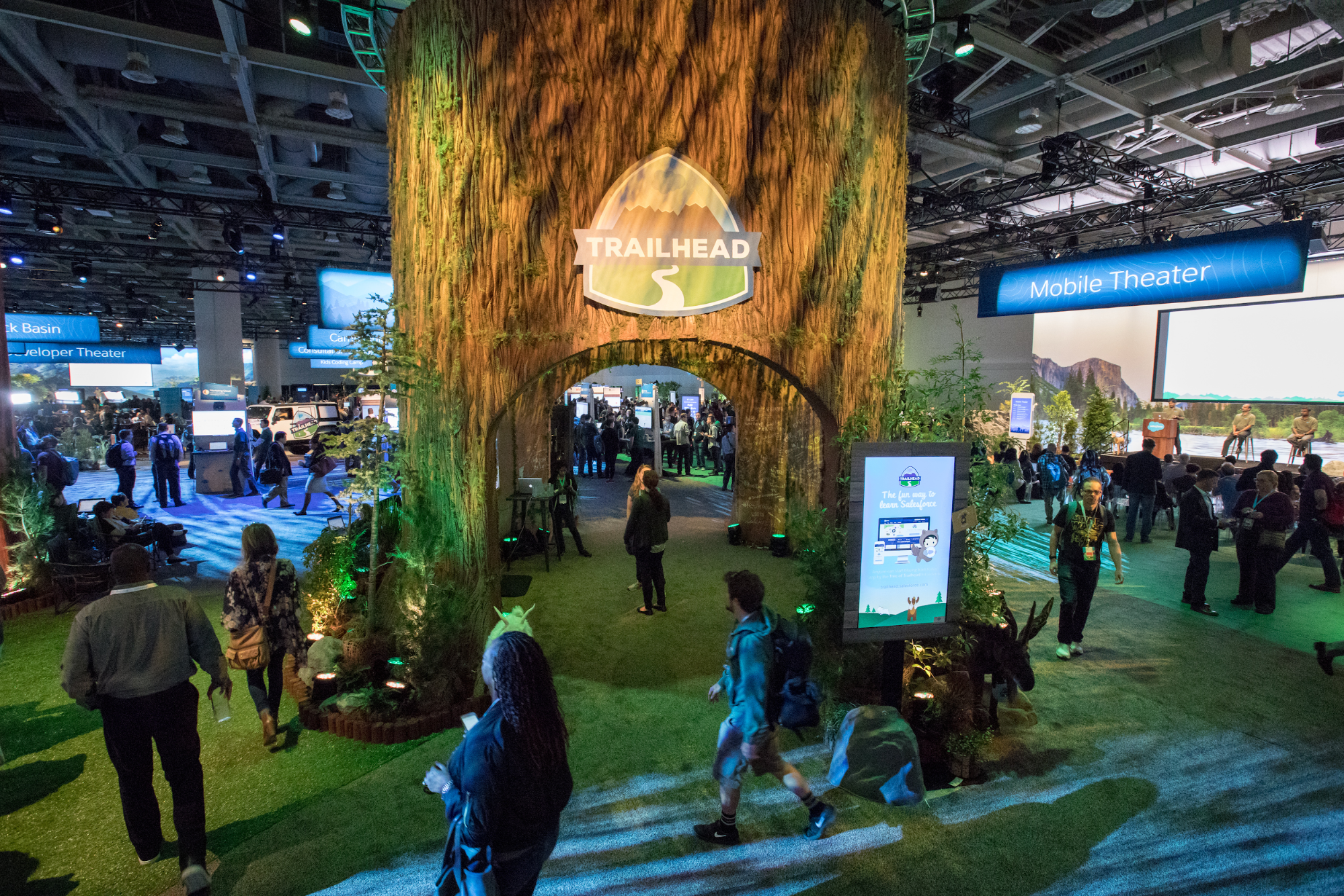 Dreamforce Trailblazer Nature Themed Event